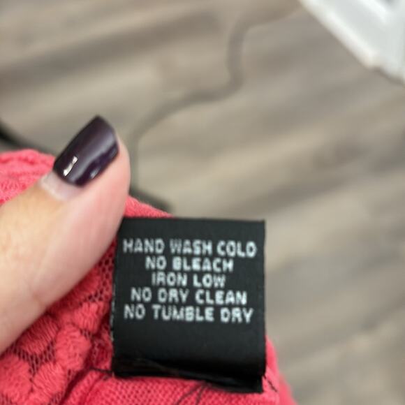 Mia Maddison Pink Lightweight Long Sleeve Sweater Lace Bottom Size Medium - Picture 8 of 9